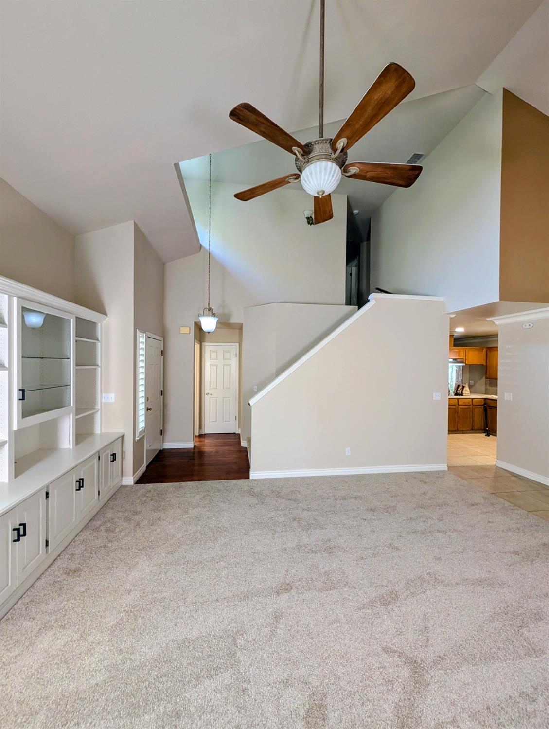 1773 E Goshen Ave, Fresno, CA 93720