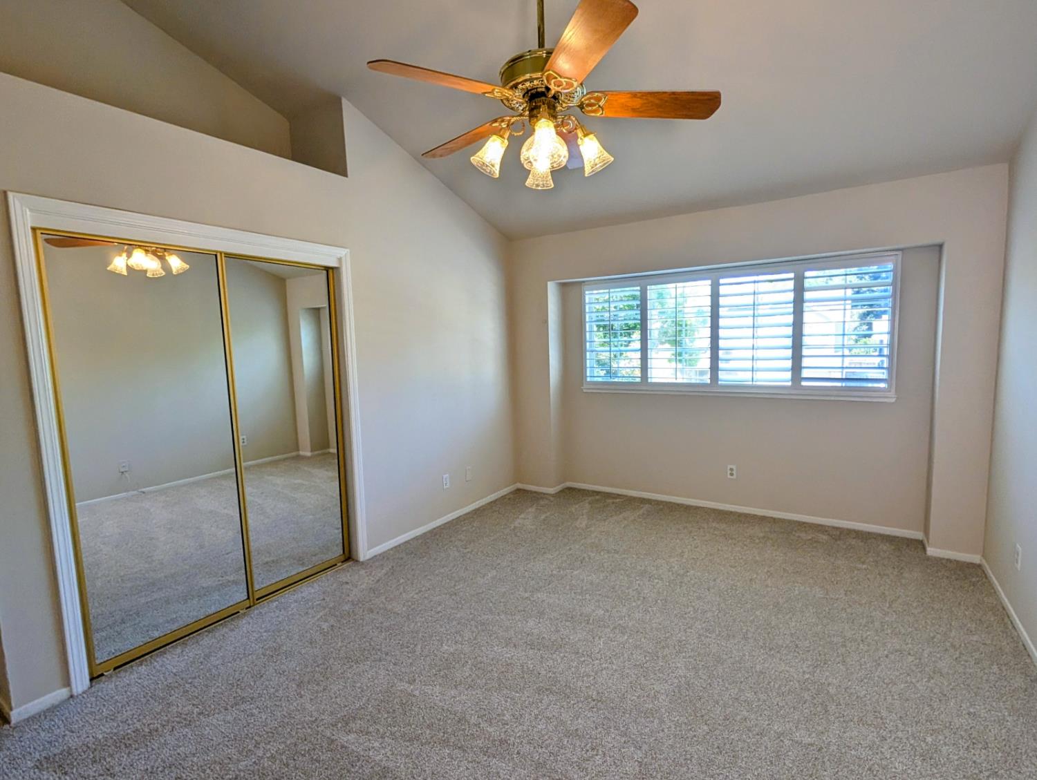 1773 E Goshen Ave, Fresno, CA 93720