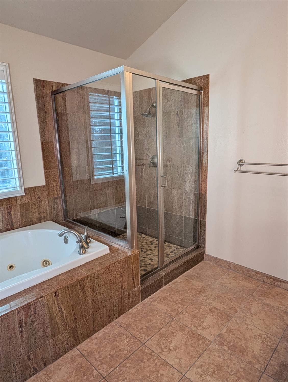1773 E Goshen Ave, Fresno, CA 93720