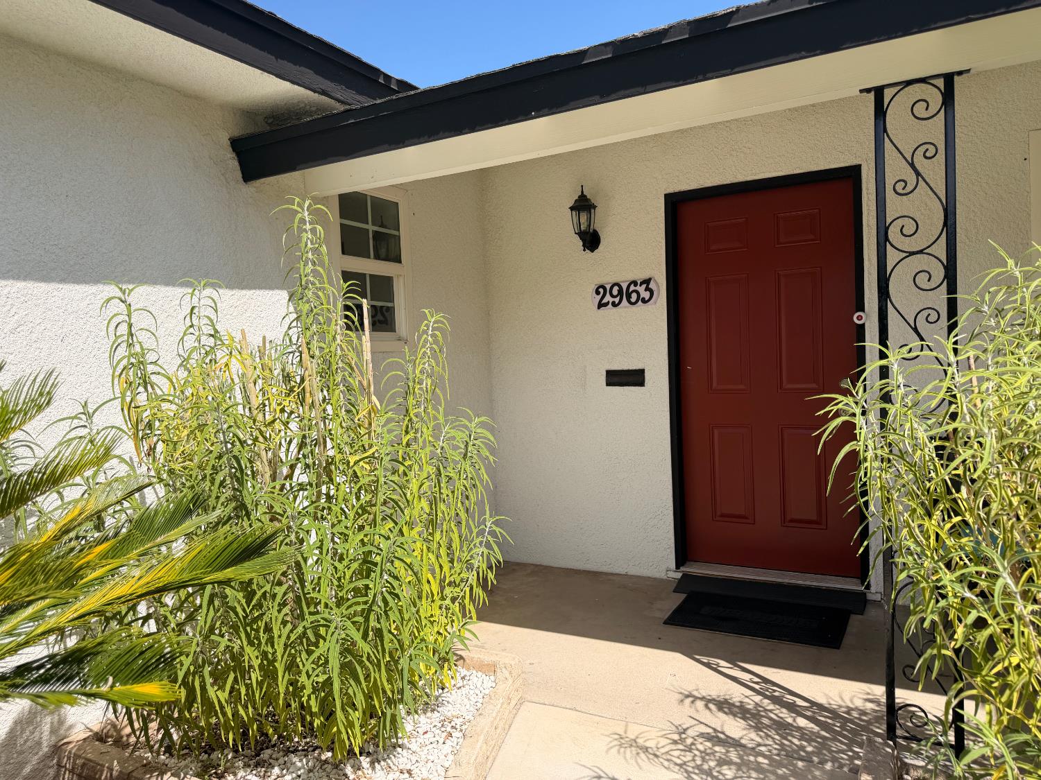 2963 E Norwich Ave, Fresno, CA 93726