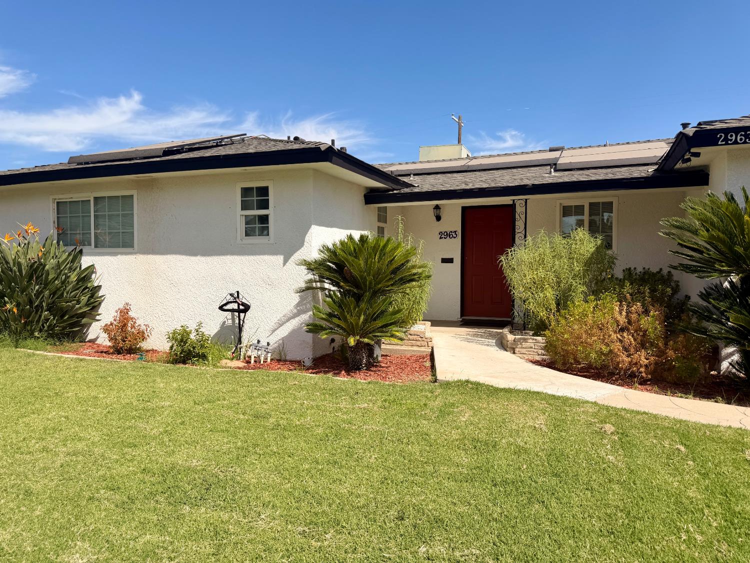 2963 E Norwich Ave, Fresno, CA 93726