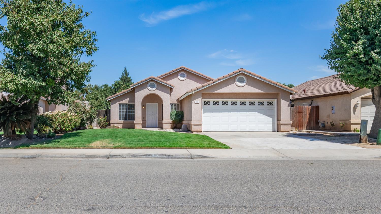 167 Lindquist, Kingsburg, CA 93631