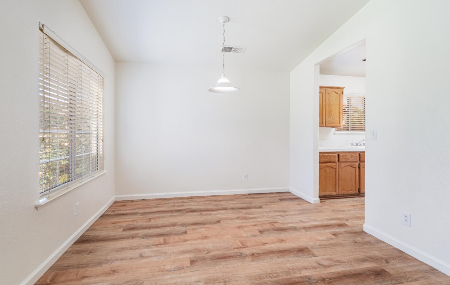 167 Lindquist, Kingsburg, CA 93631