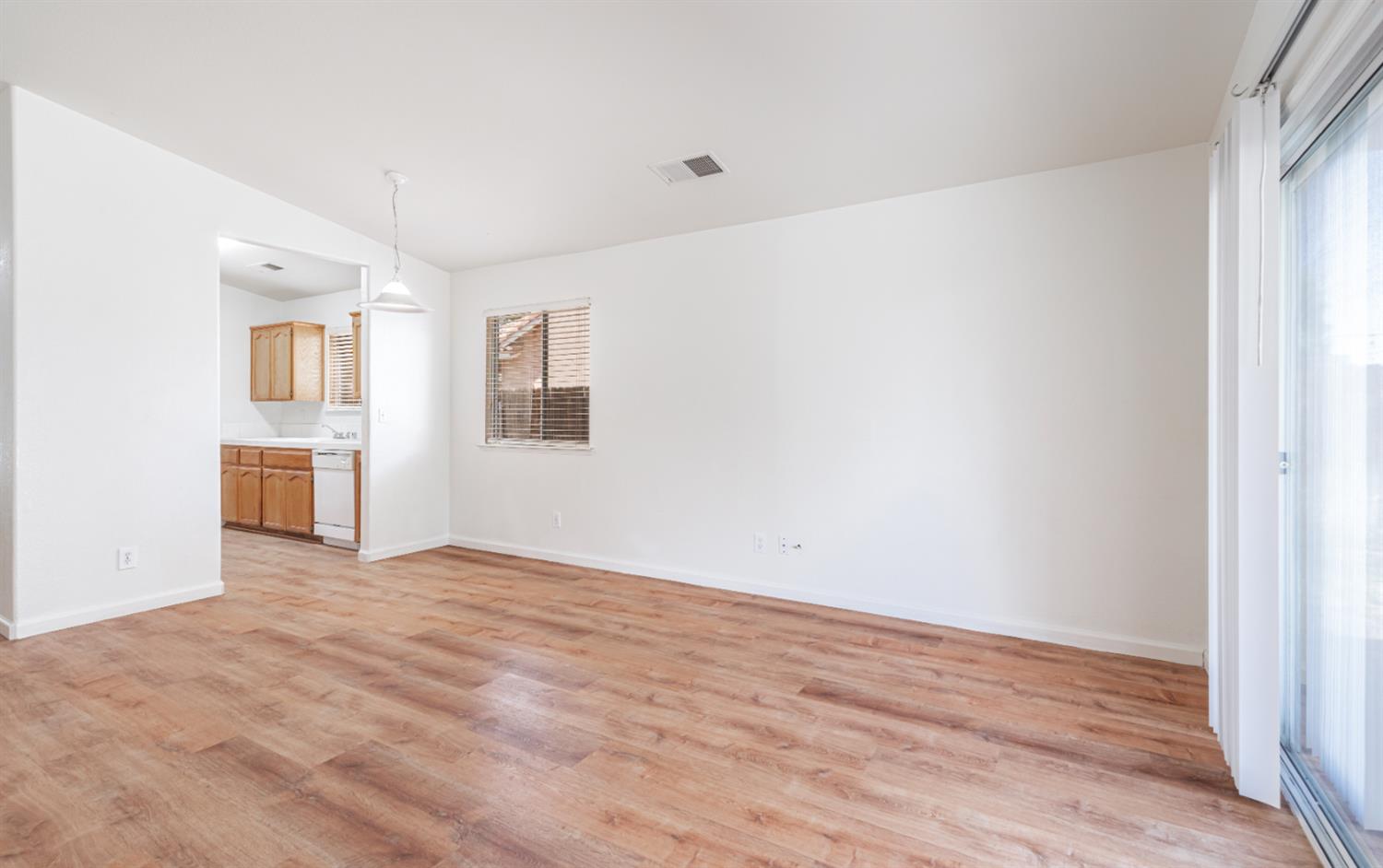 167 Lindquist, Kingsburg, CA 93631