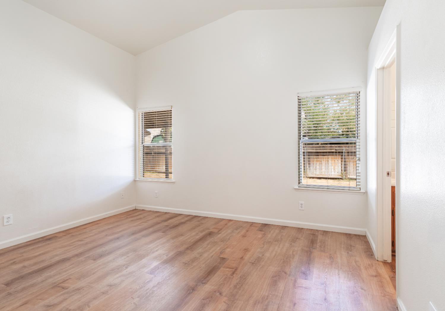 167 Lindquist, Kingsburg, CA 93631
