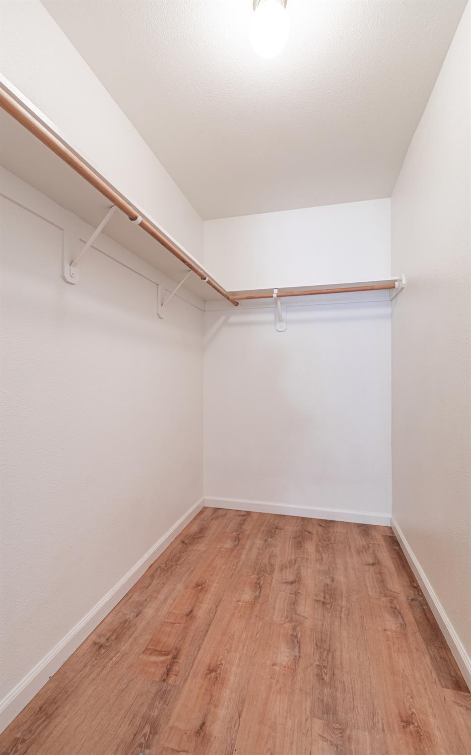 167 Lindquist, Kingsburg, CA 93631