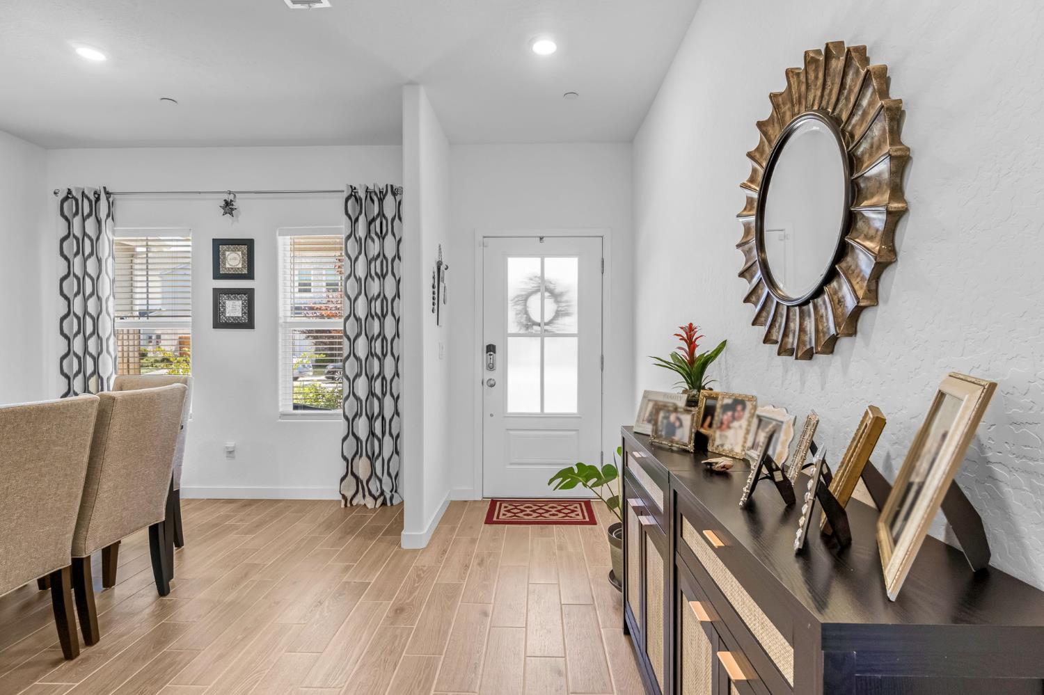 7232 E Cornell Ave, Fresno, CA 93737