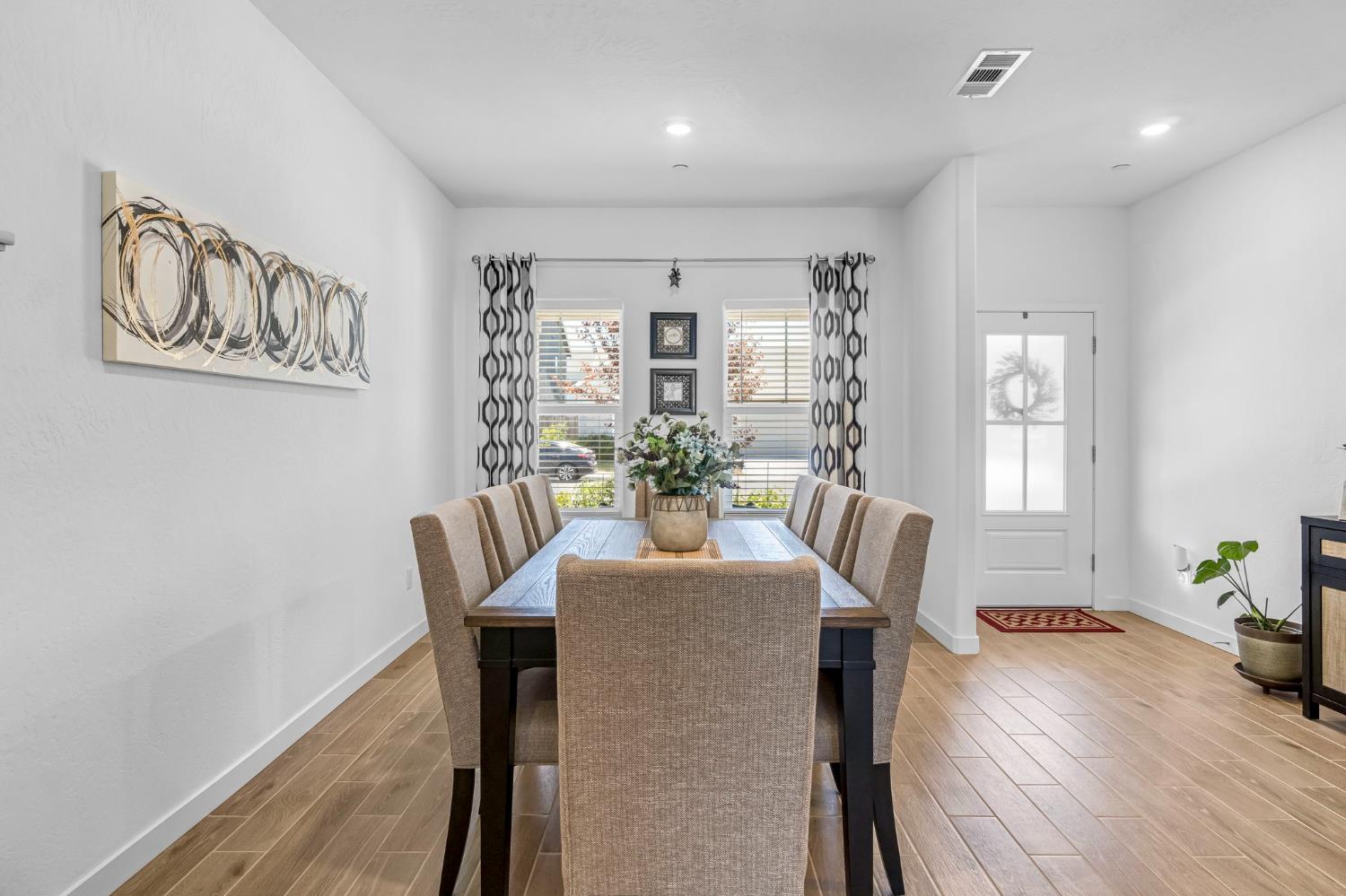 7232 E Cornell Ave, Fresno, CA 93737