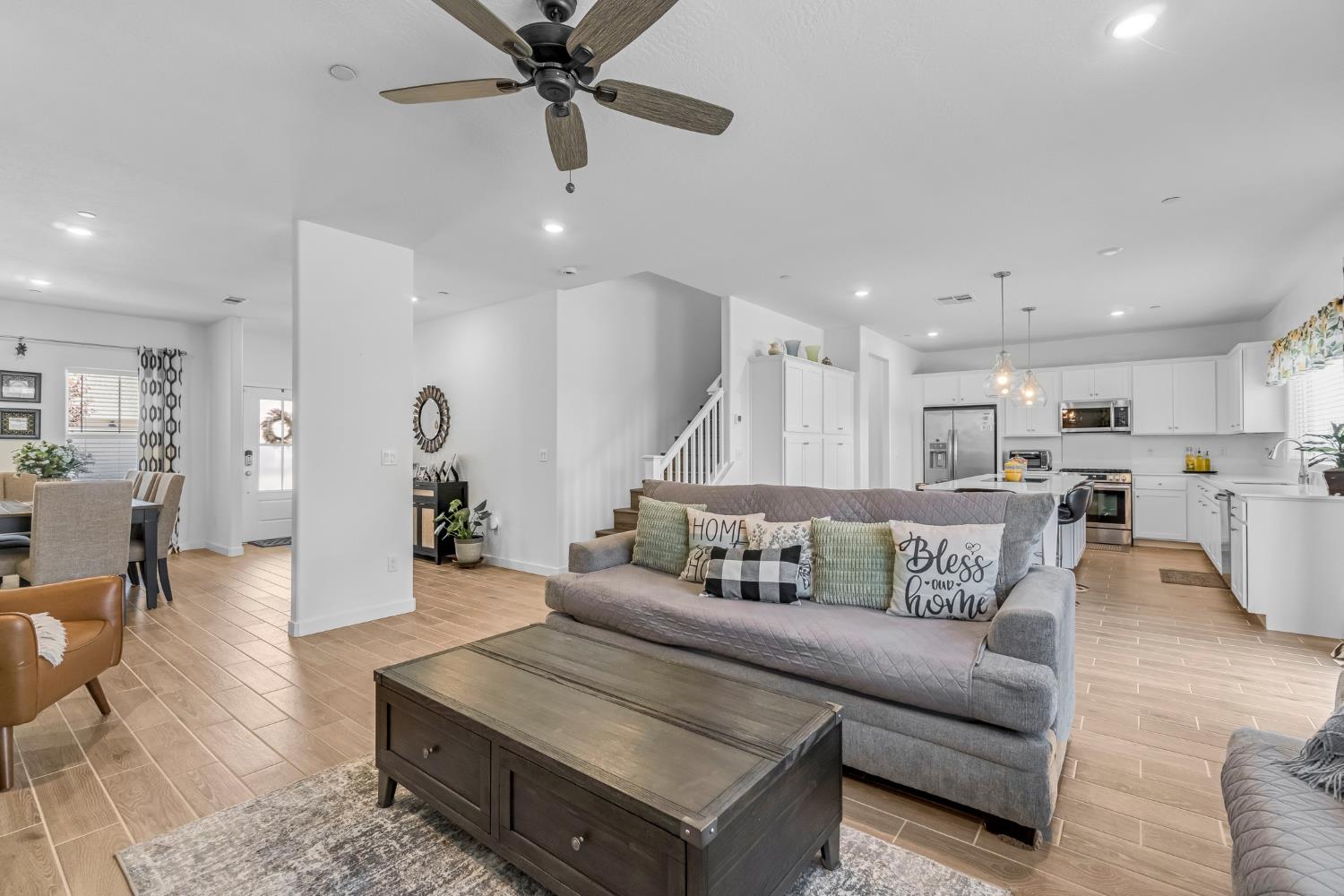 7232 E Cornell Ave, Fresno, CA 93737