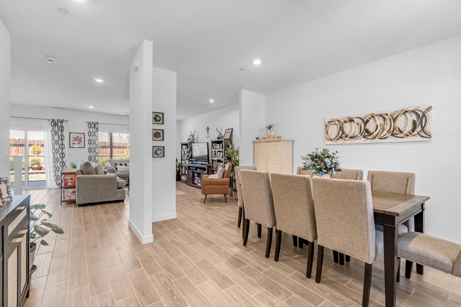 7232 E Cornell Ave, Fresno, CA 93737