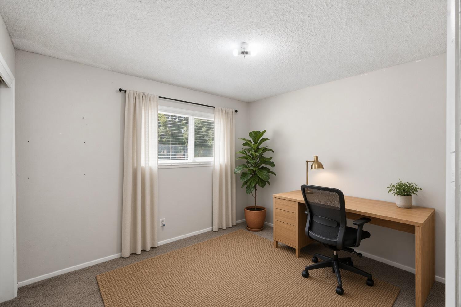 3028 W San Jose Ave, Fresno, CA 93711