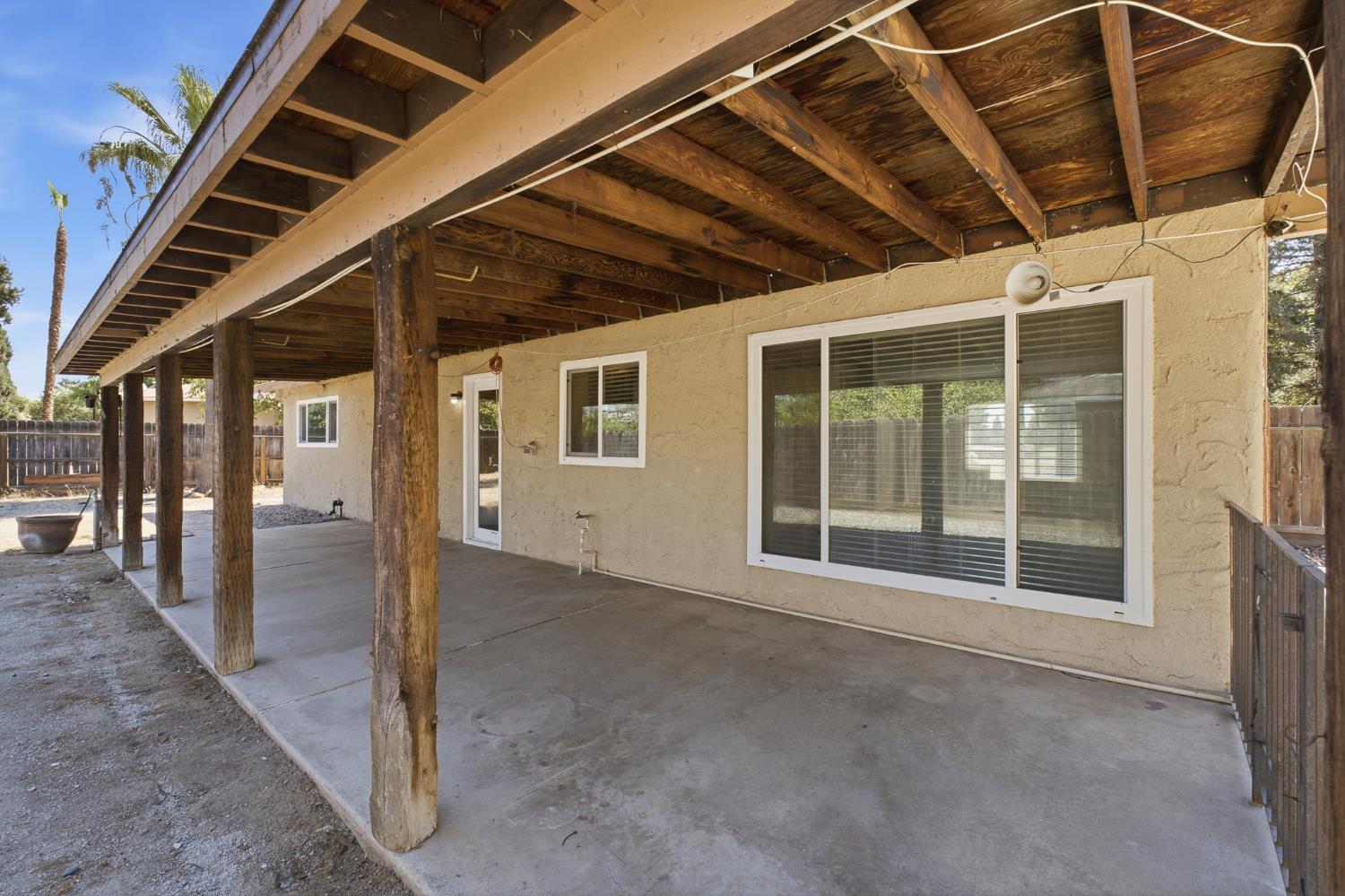 3028 W San Jose Ave, Fresno, CA 93711