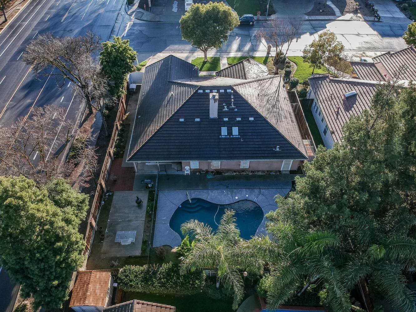 7449 N lodi ave, Fresno, CA 93722