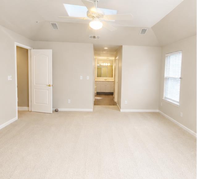 7449 N lodi ave, Fresno, CA 93722