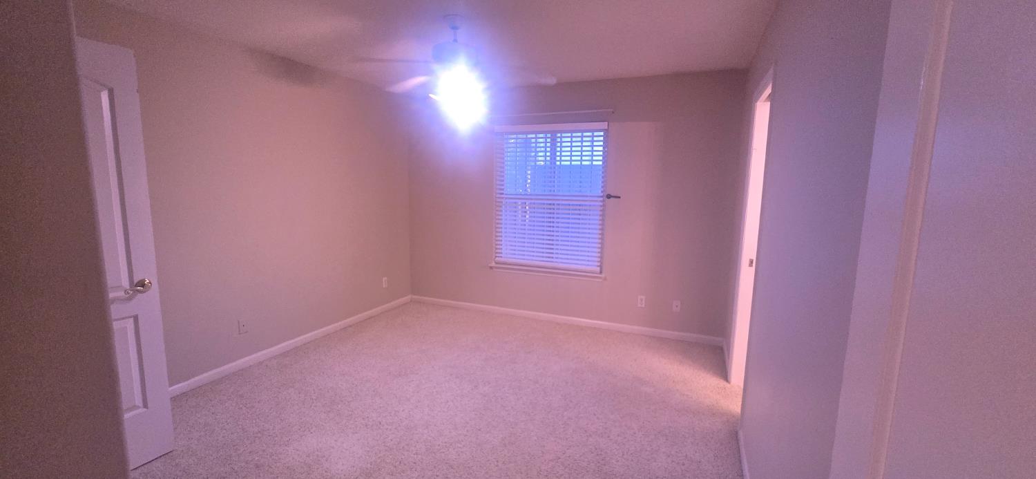 7449 N lodi ave, Fresno, CA 93722