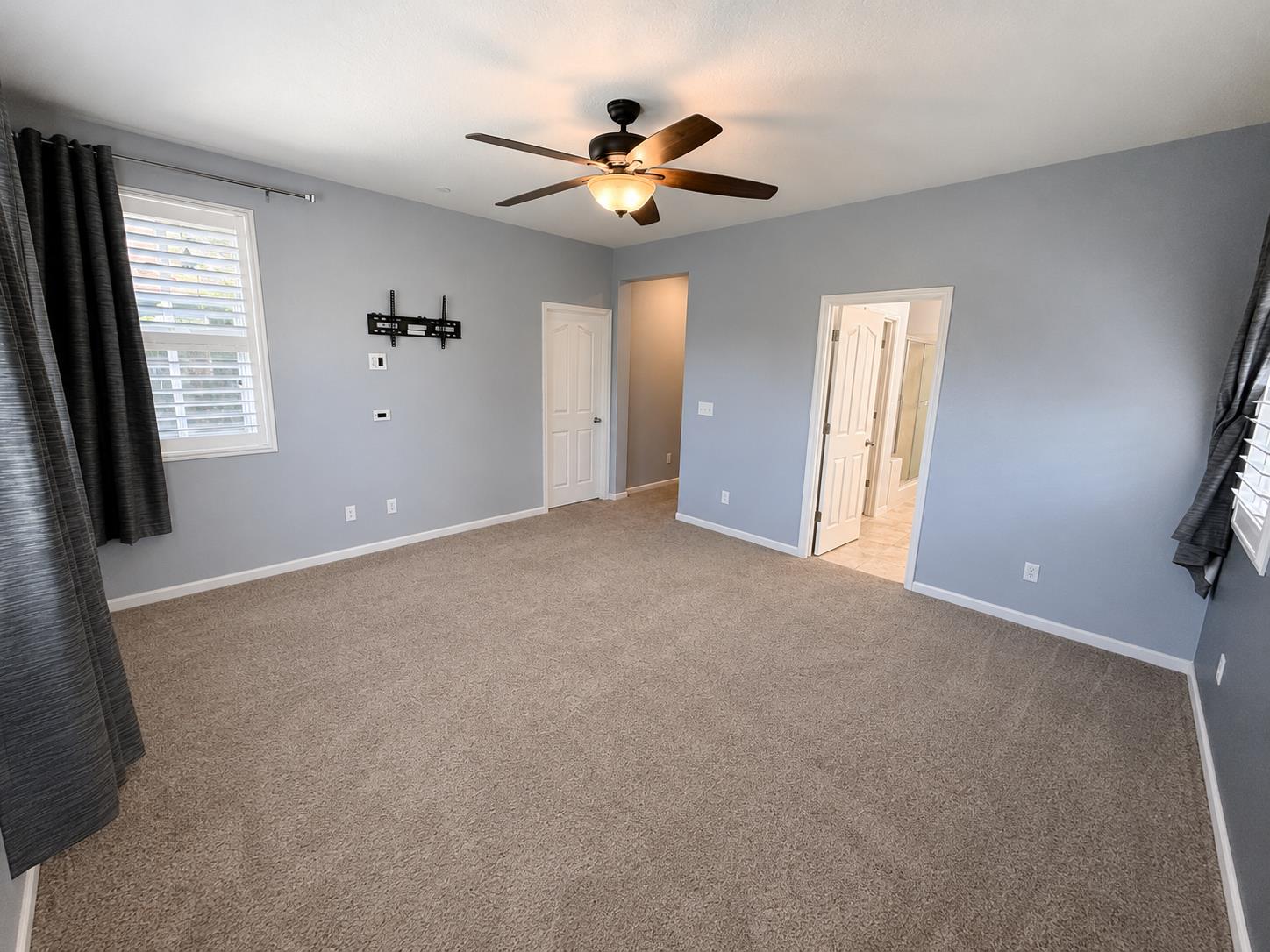 3742 Wrenwood Ave, Clovis, CA 93619