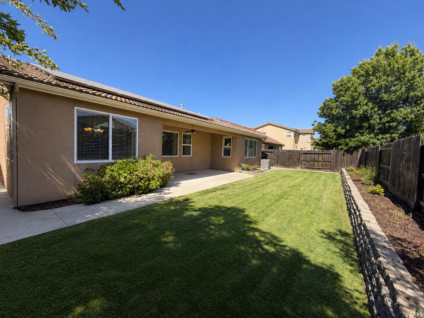 3742 Wrenwood Ave, Clovis, CA 93619