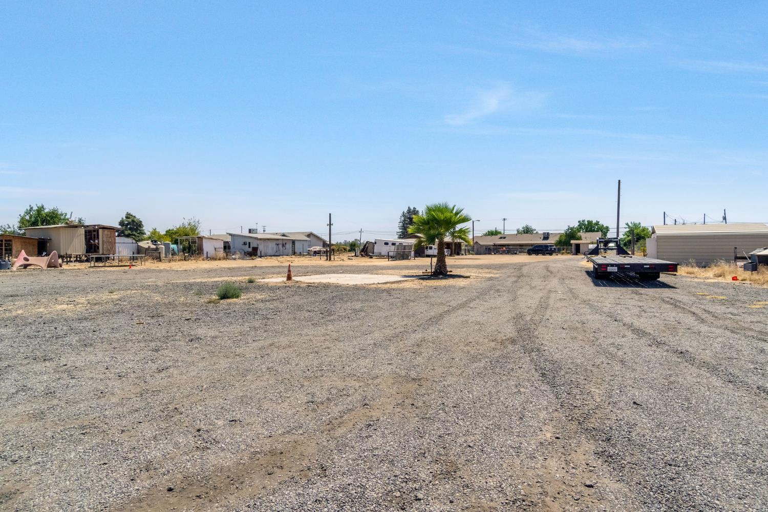 6852 W Mckinley Ave, Fresno, CA 93723