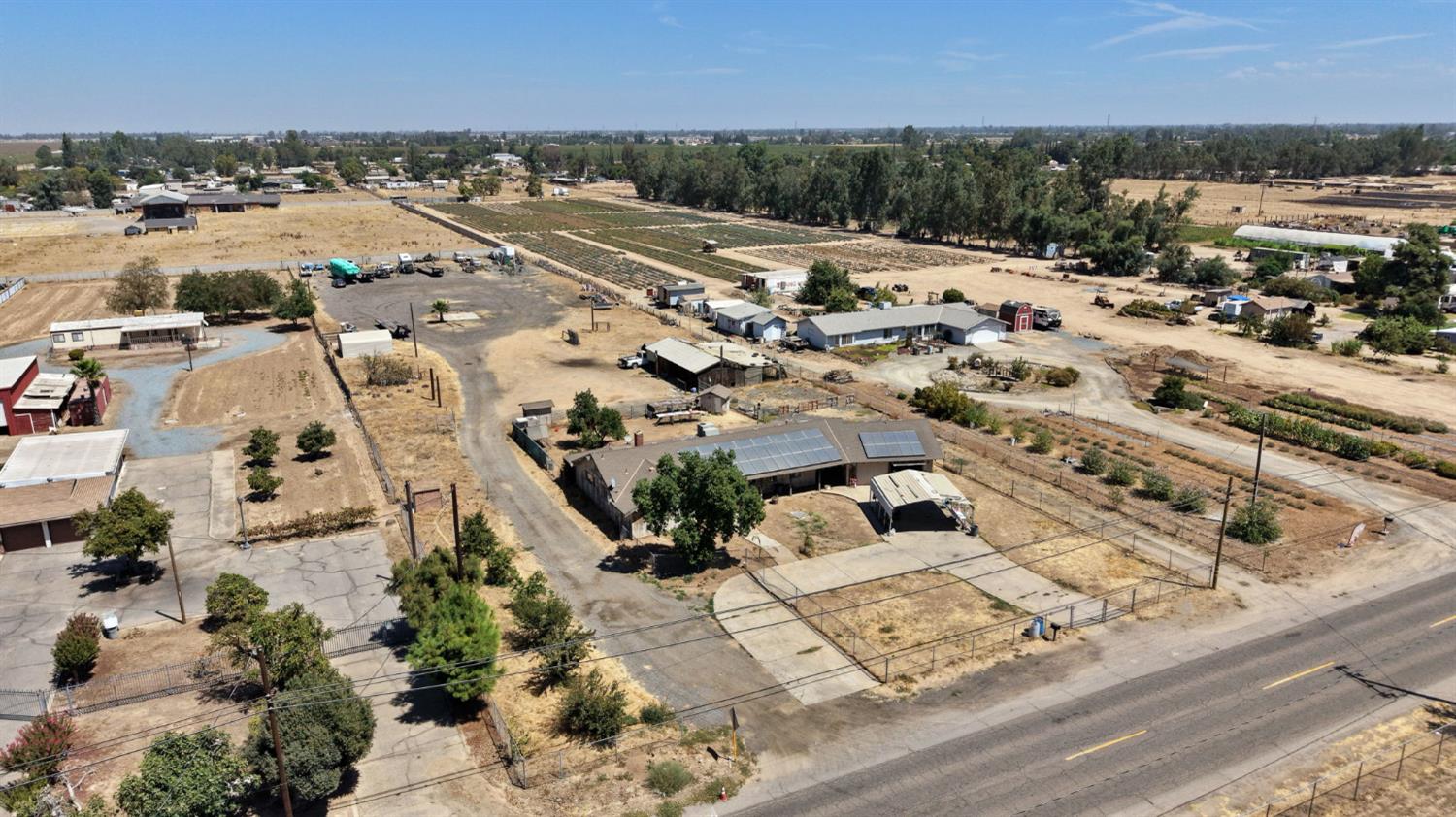 6852 W Mckinley Ave, Fresno, CA 93723