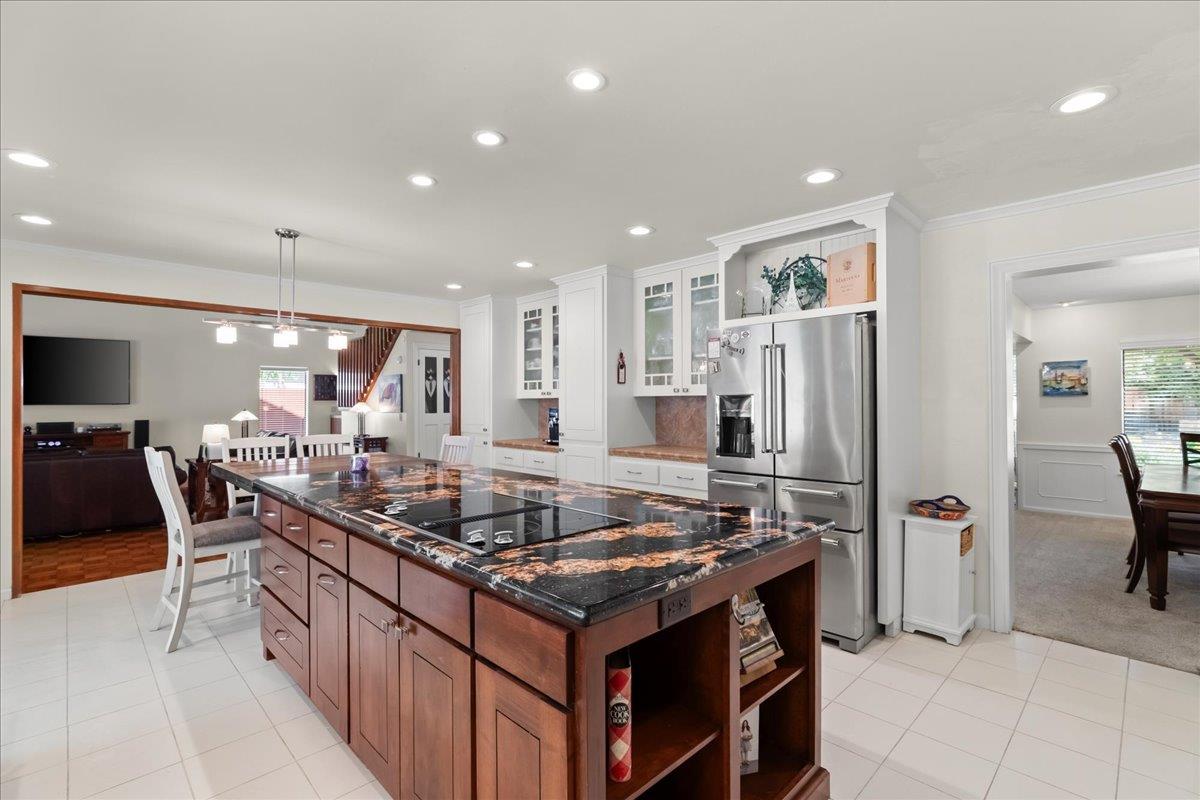 7637 N Cheryl Ave, Fresno, CA 93711