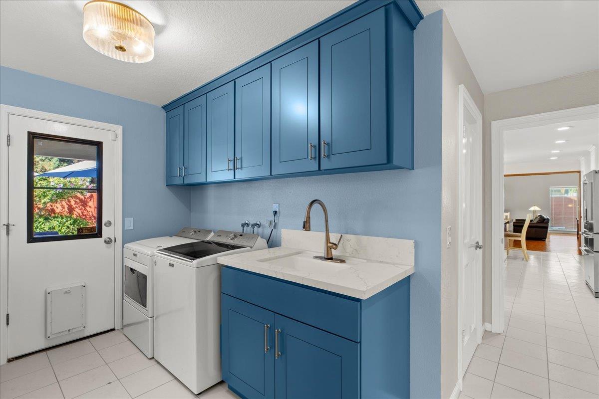 7637 N Cheryl Ave, Fresno, CA 93711
