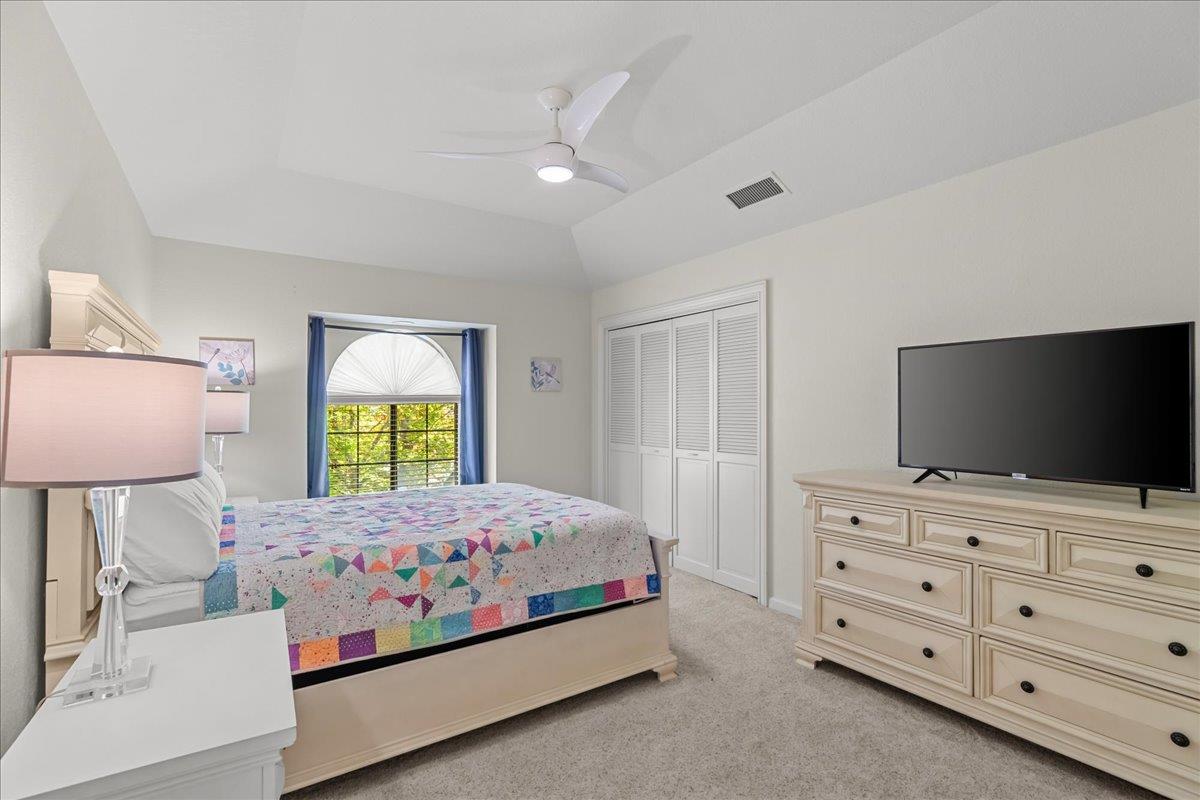 7637 N Cheryl Ave, Fresno, CA 93711
