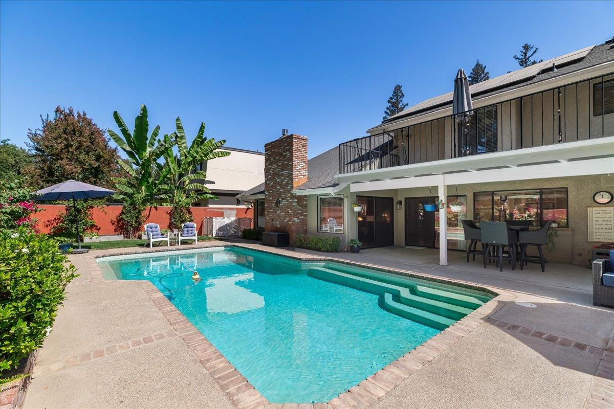 7637 N Cheryl Ave, Fresno, CA 93711