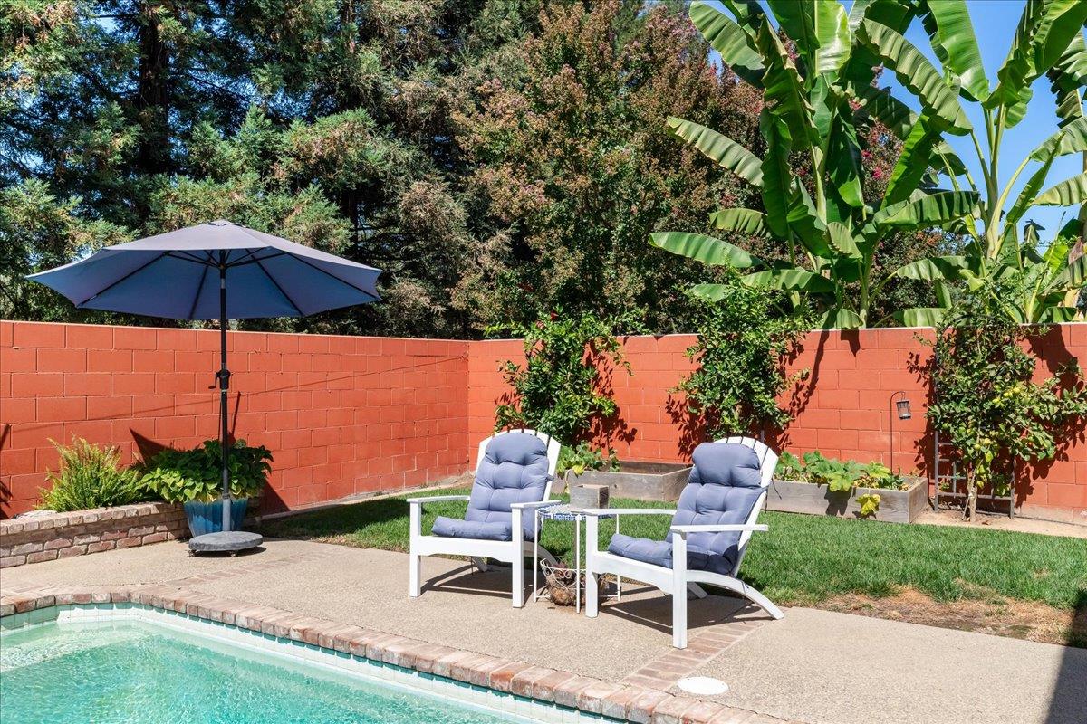 7637 N Cheryl Ave, Fresno, CA 93711