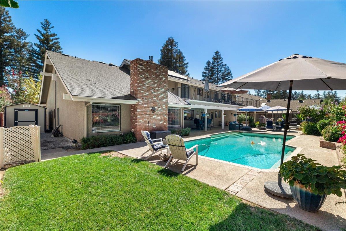 7637 N Cheryl Ave, Fresno, CA 93711