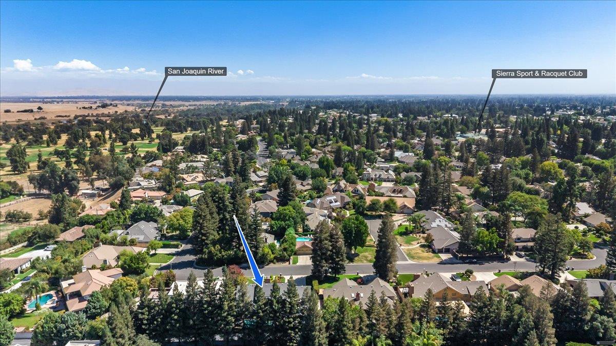 7637 N Cheryl Ave, Fresno, CA 93711