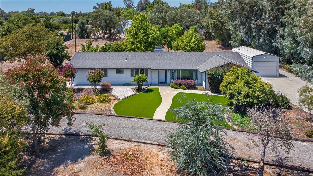 12778 Mesa Dr, Madera, CA 93636