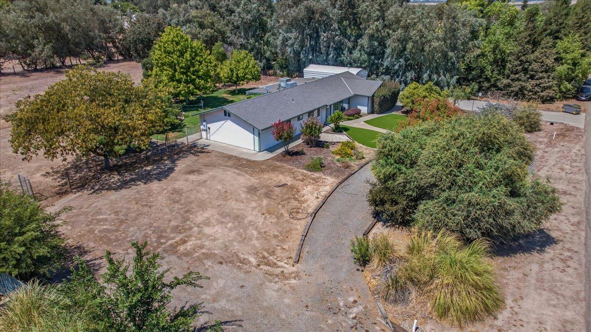 12778 Mesa Dr, Madera, CA 93636