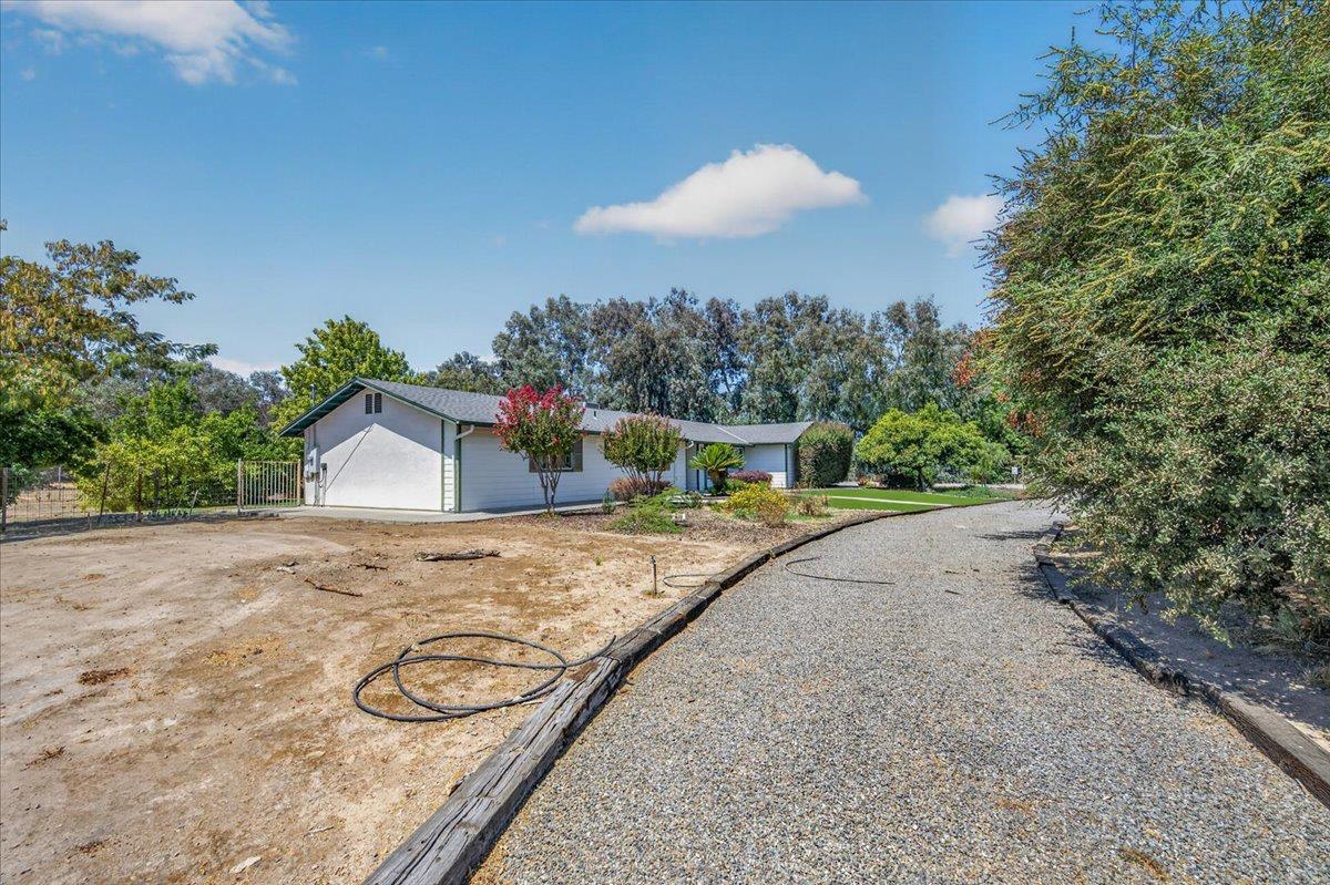 12778 Mesa Dr, Madera, CA 93636
