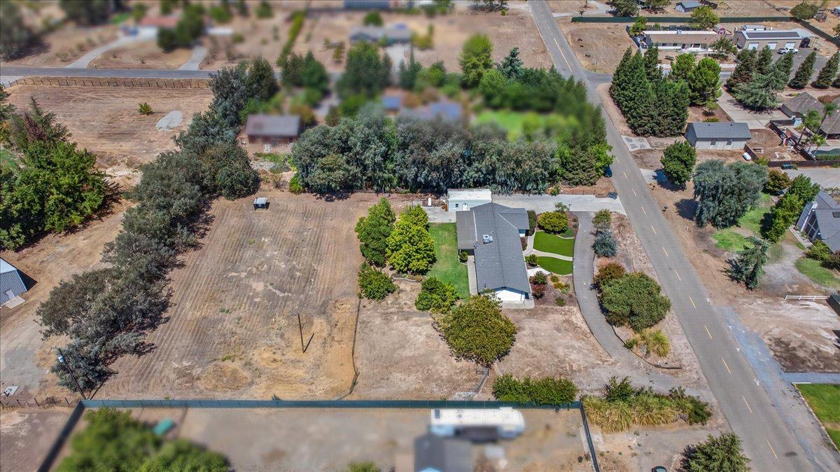 12778 Mesa Dr, Madera, CA 93636