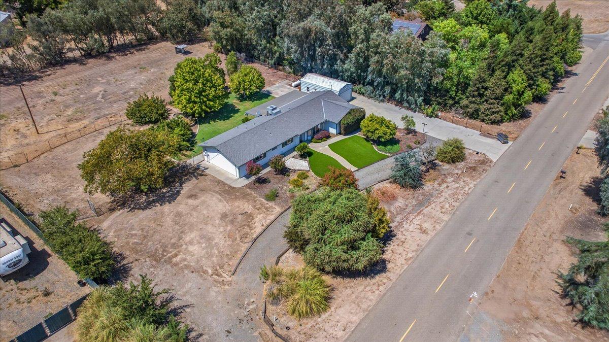 12778 Mesa Dr, Madera, CA 93636