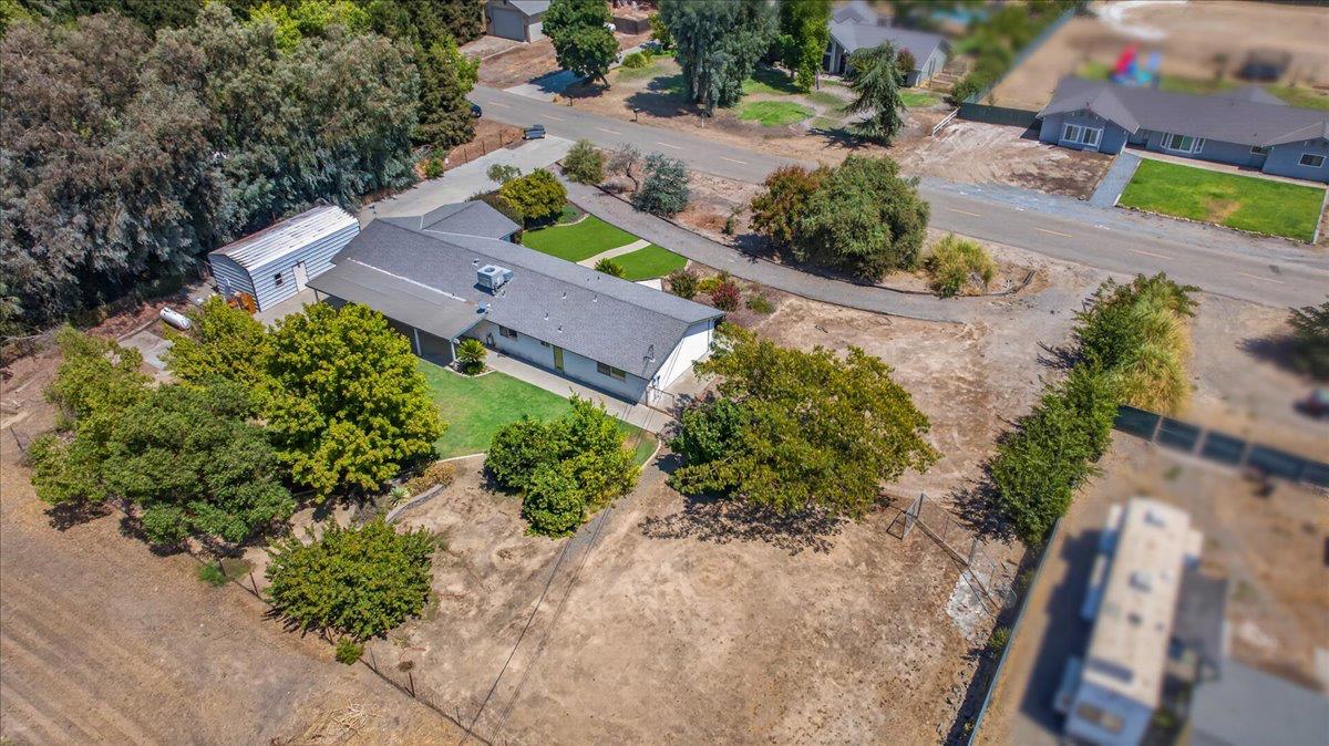 12778 Mesa Dr, Madera, CA 93636