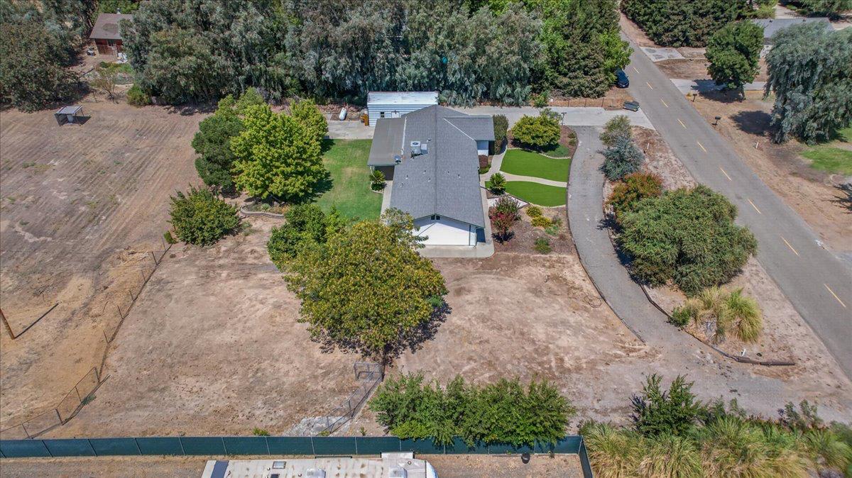 12778 Mesa Dr, Madera, CA 93636