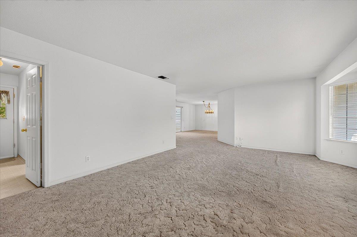 12778 Mesa Dr, Madera, CA 93636