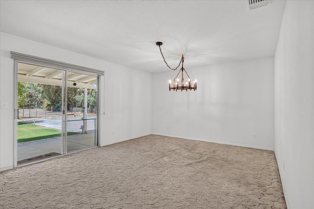 12778 Mesa Dr, Madera, CA 93636