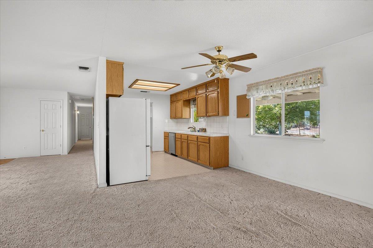 12778 Mesa Dr, Madera, CA 93636