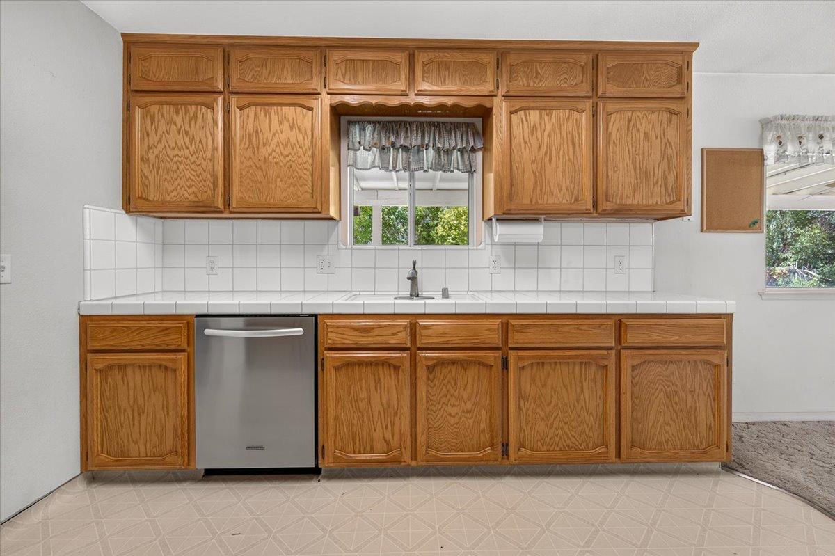 12778 Mesa Dr, Madera, CA 93636