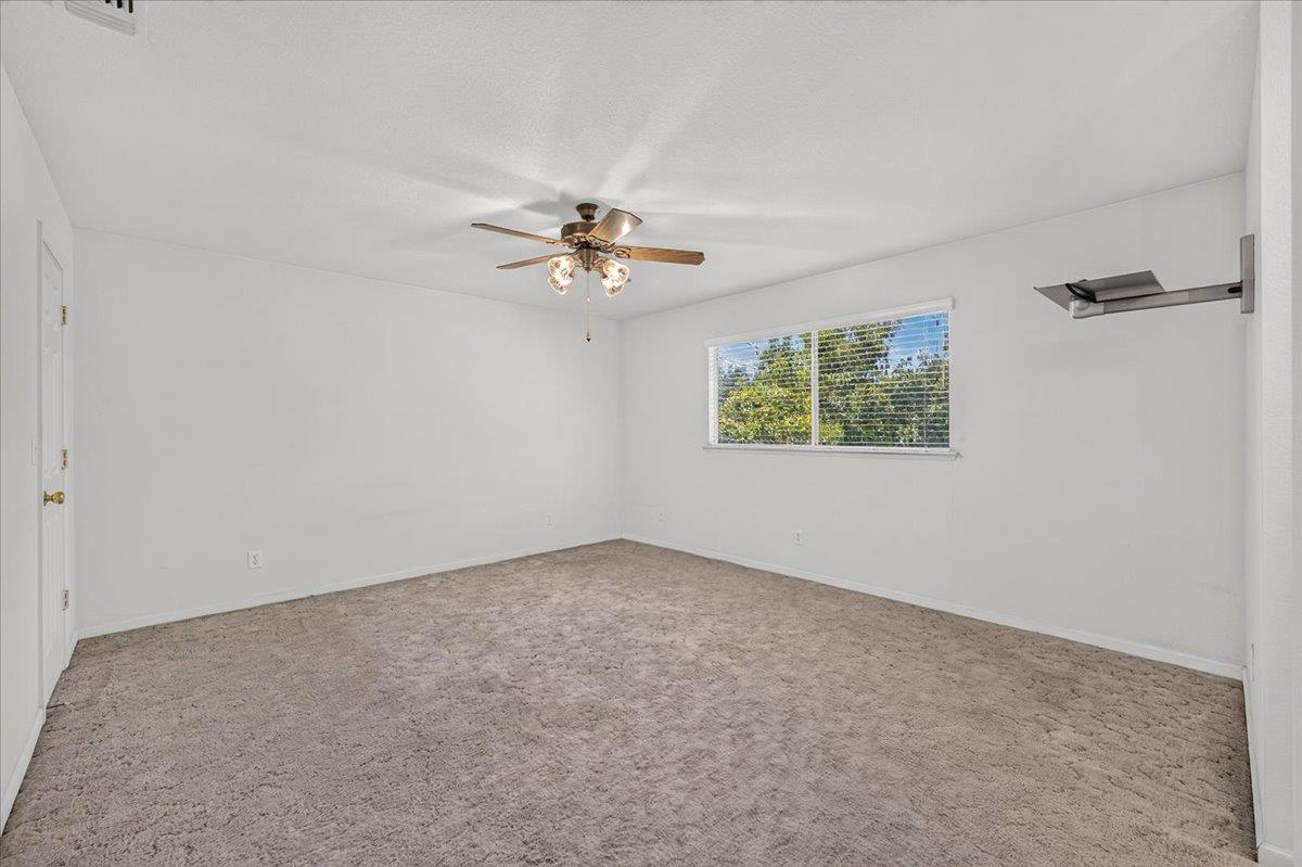 12778 Mesa Dr, Madera, CA 93636