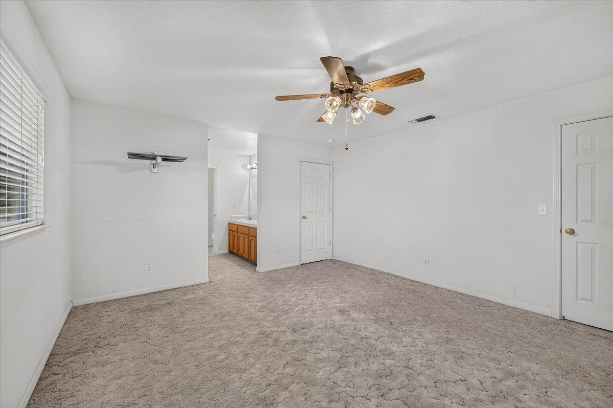 12778 Mesa Dr, Madera, CA 93636
