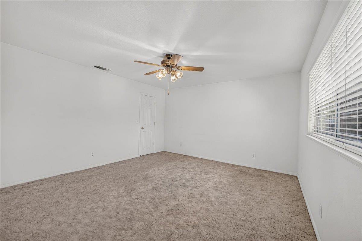 12778 Mesa Dr, Madera, CA 93636