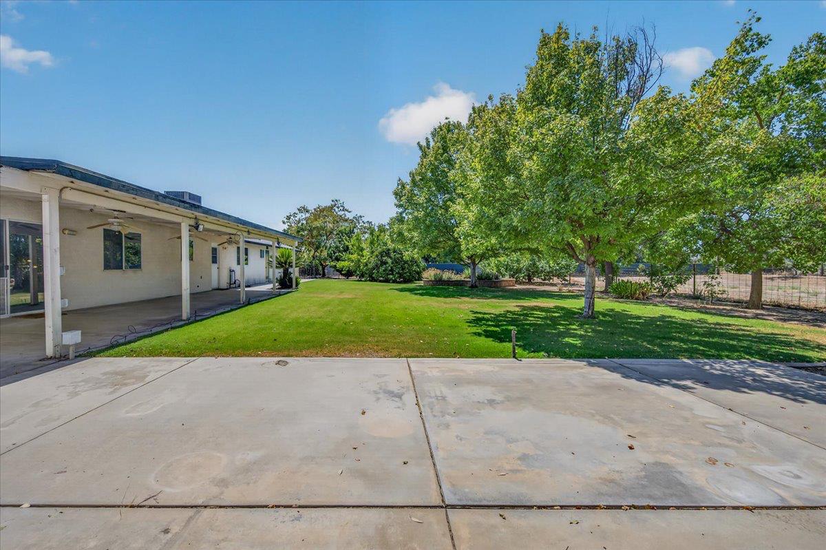 12778 Mesa Dr, Madera, CA 93636