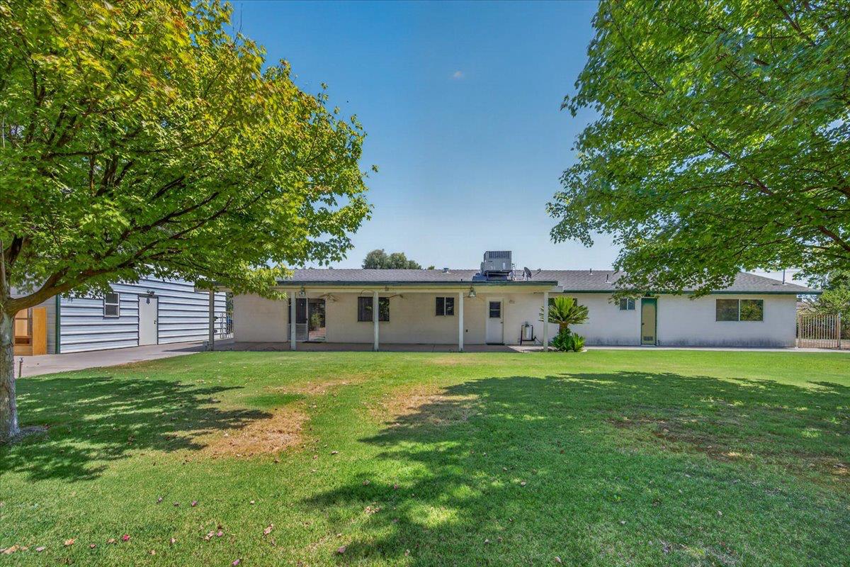 12778 Mesa Dr, Madera, CA 93636