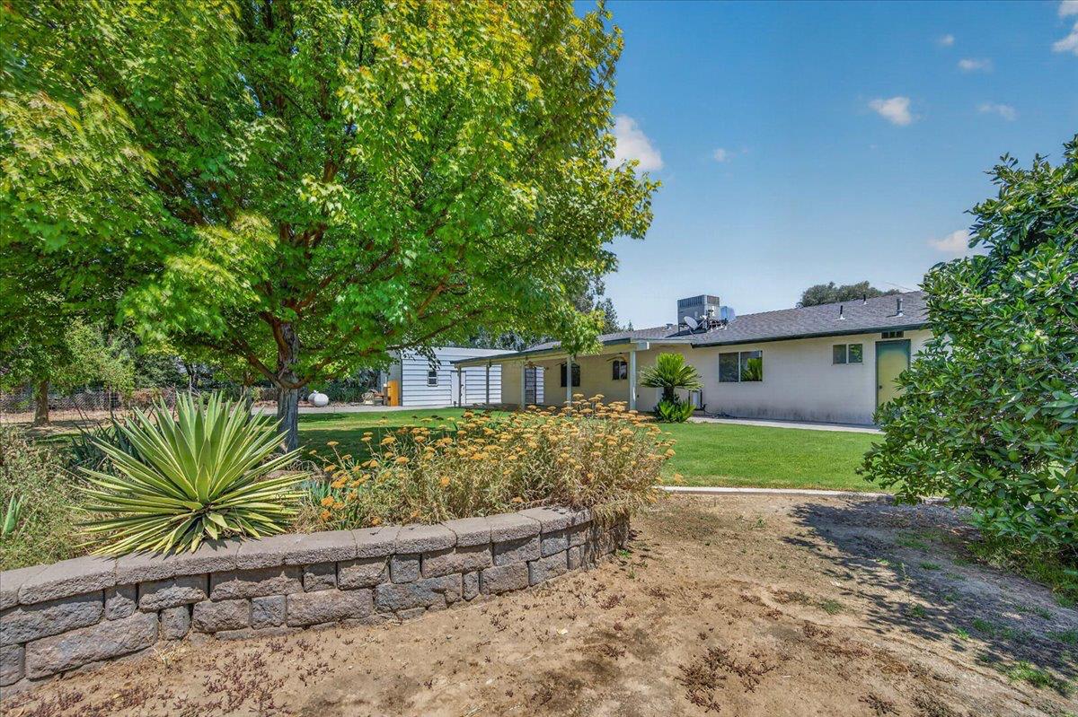 12778 Mesa Dr, Madera, CA 93636