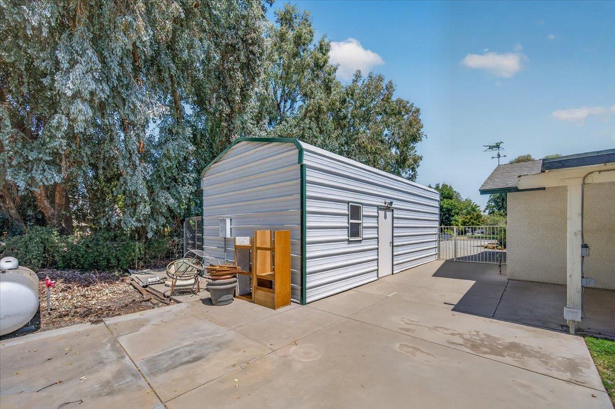 12778 Mesa Dr, Madera, CA 93636