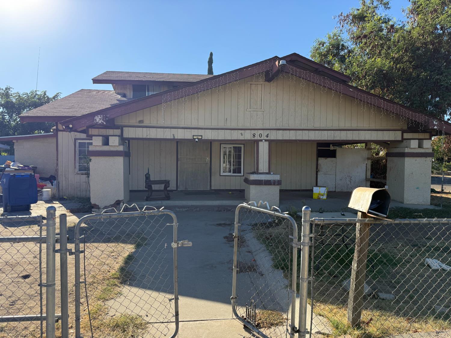 804 S 4th St, Fresno, CA 93702