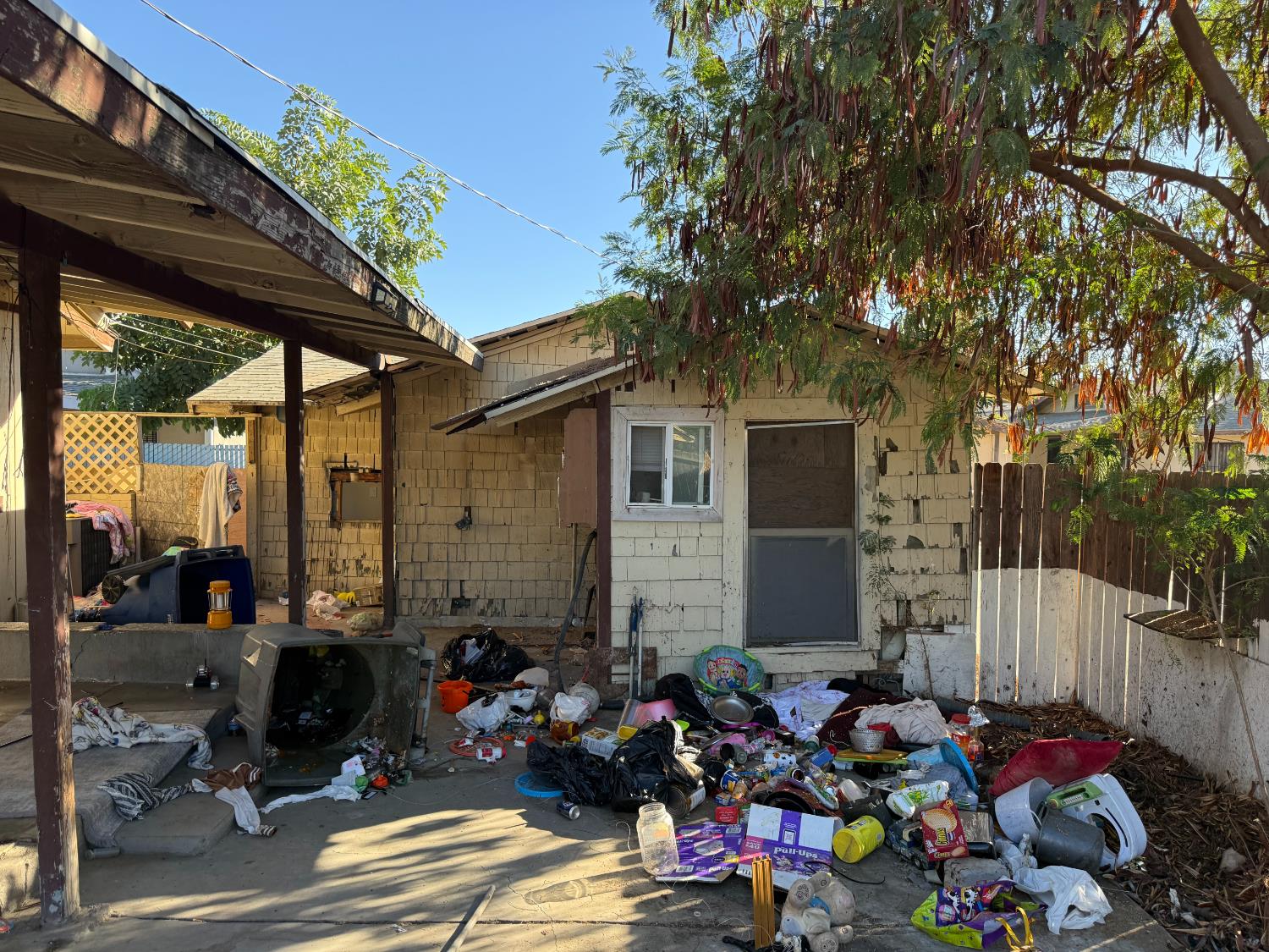 804 S 4th St, Fresno, CA 93702